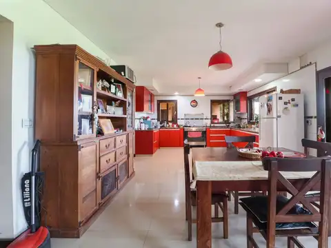 Casa en Venta en Haras El Malacate 6 ambientes