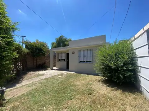 Casa en Venta con 1 cochera