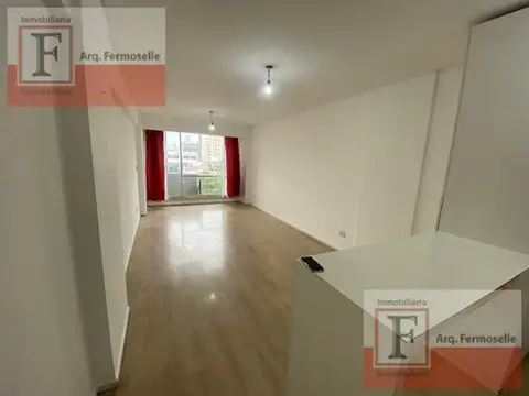 Departamento en Alquiler en San Cristóbal, $ 550.000
