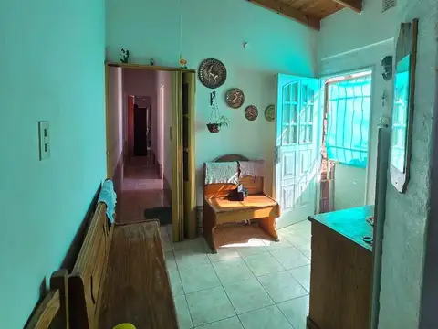 Galpon con Vivienda Parque Liviano