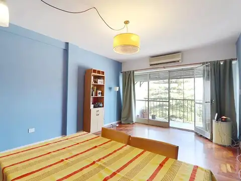 Joaquín V. González e/ Aranguren y Morón