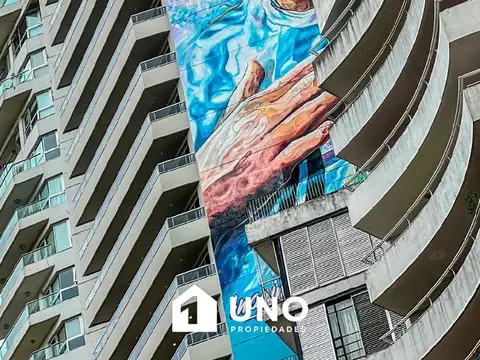 Av. Libertad y Ayacucho - Piso Exclusivo de 2 Dormitorios con Vista al Río. Con cochera.