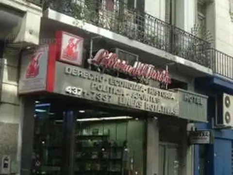 Depto Tipo Casa en Venta de 5 ambientes