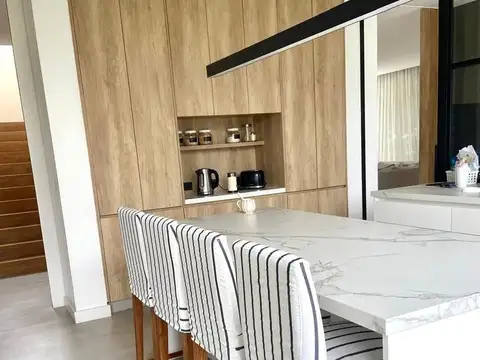 Casa en Alquiler Temporal al Noreste
