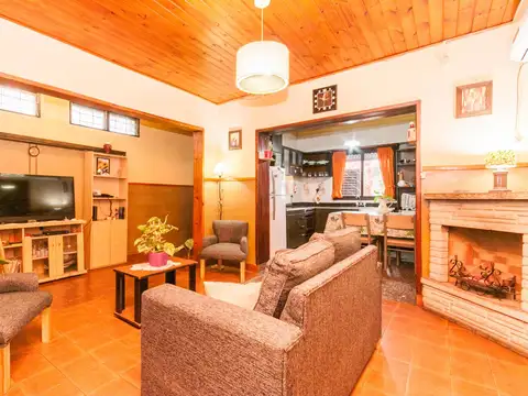 Depto Tipo Casa en Venta de 4 ambientes