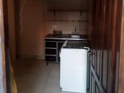 Depto Tipo Casa en Venta en Lomas De Zamora, USD 39.000