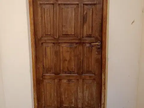 Robin Ferreyra 3200, Piso PB