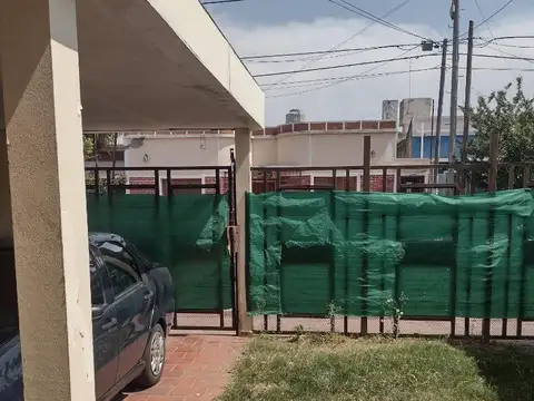 Departamento en Alquiler en Alto Alberdi, $ 700.000