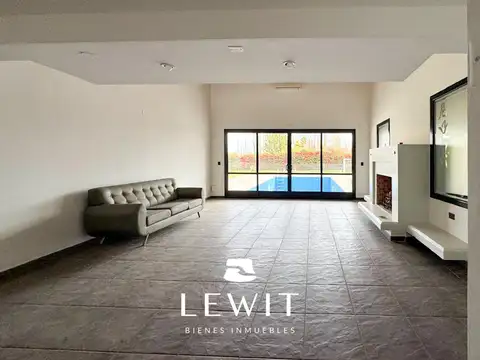 Casa en Venta en Neuquén, USD 399.000