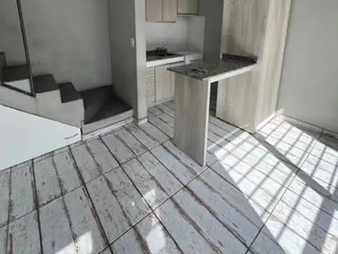 Depto Tipo Casa en Venta de 1 dormitorio