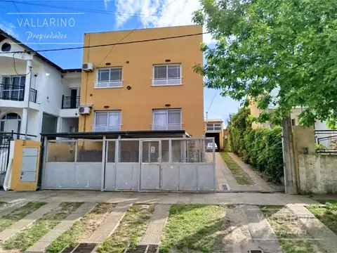 Departamentos y galpón, Conte Grand 280, Colón.