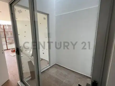 Local en Venta 1 año