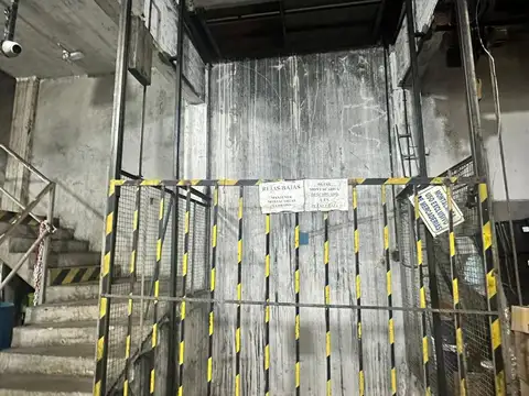 Galpon en Venta 17  mts Frente