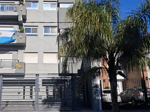 ALQUILER DEPARTAMENTO MONOAMBIENTE TAPIALES