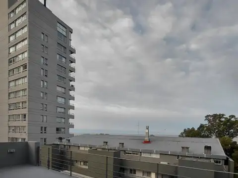 Venta. Departamento. 2 ambientes. Balcon. Piscina. Cochera