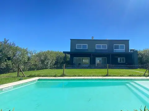 Puertos- Acacias- Casa en Venta a la Laguna-5 AMB