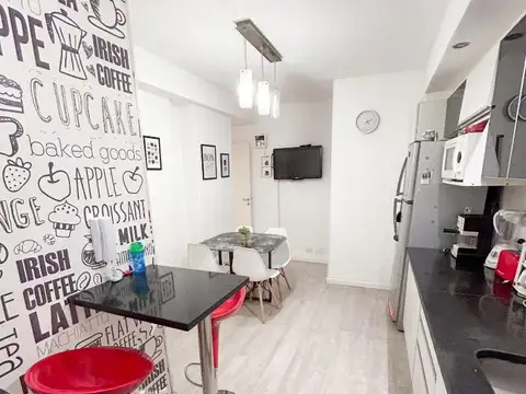 Departamento 4 Ambientes con balcón al frente