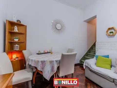 Casa 6 ambientes venta Monte Castro