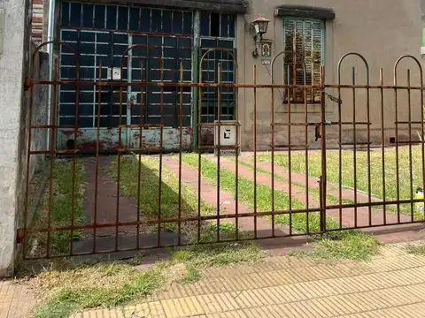 Ituzaingo Norte centro Ideal para actualizar o emprendimient