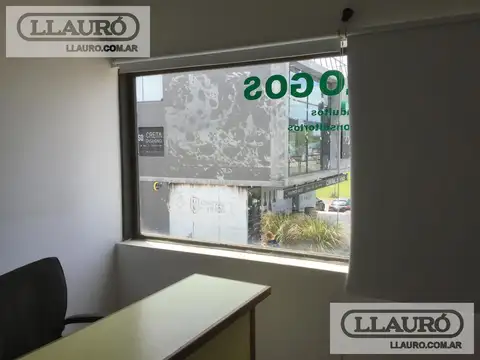 En venta oficina en Centro Comercial Santa Maria De Tigre, Tigre