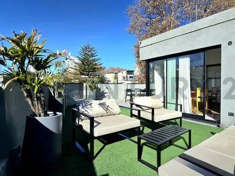 Depto Tipo Casa en Venta de 4 dormitorios