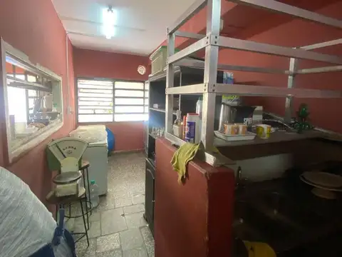 Local en Venta en Chacarita, USD 120.000