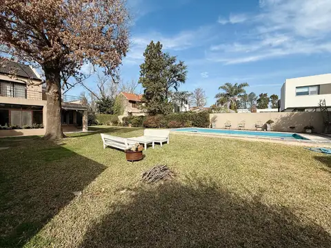 Casa en Venta al Este