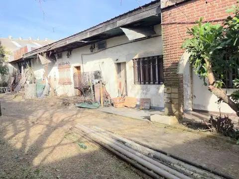 VENTA CASA C/ TERRENO USO MULTIPLE EN DOCK SUD