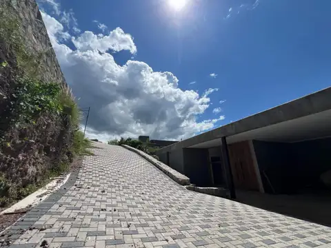 Av Ejercito Argentino 300