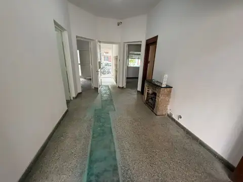 Casa en Alquiler en Mataderos, $ 990.000