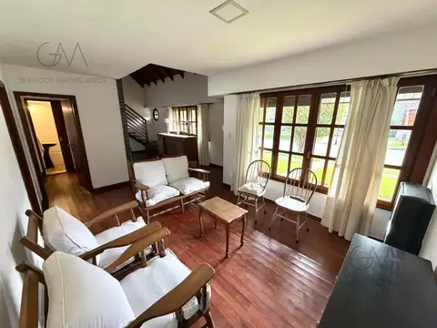 Casa en Venta con 1 cochera