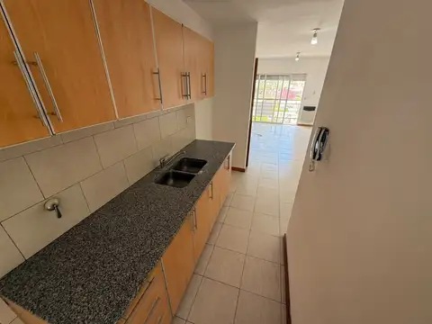Departamento - Alquiler - Argentina, Villa Constitución - RIVADAVIA 1931