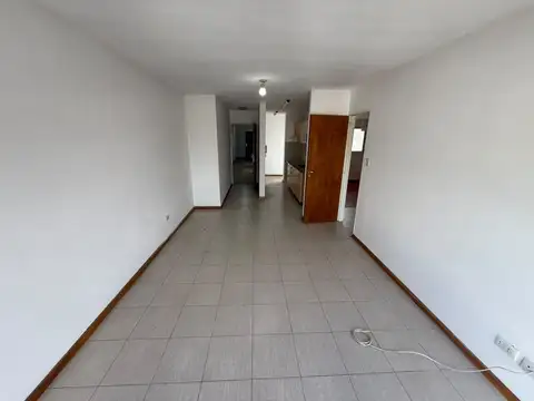 Departamento en Alquiler en Villa Constitución, $ 550.000