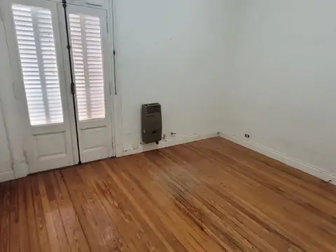 AV. CORRIENTES 2400, Piso 6