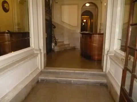 AV. CORRIENTES 2400, Piso 6