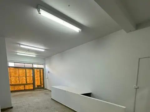 Local en Alquiler en Flores, $ 1.050.000