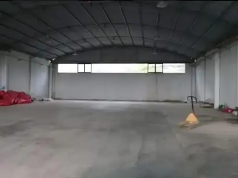 GALPON PREDIO EN LUJAN