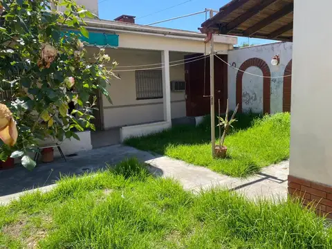 Depto Tipo Casa en Venta en Lomas Del Mirador, USD 130.000