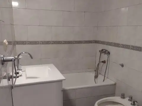 Depto Tipo Casa en Alquiler de 1 dormitorio