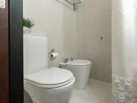 VENTA CASA 3 AMBIENTES VILLA SARMIENTO PATIO COCHE