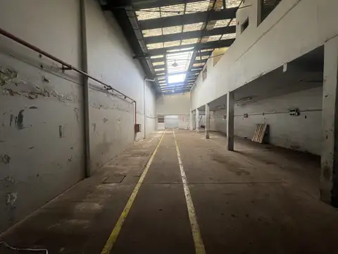 Galpon en Alquiler 50  mts Fondo