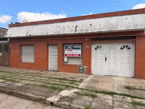 Casa de 3 ambientes - Haedo