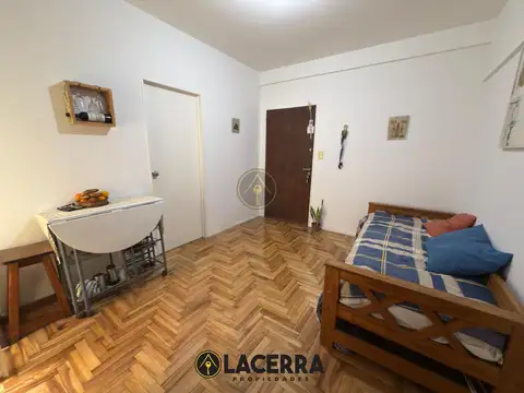 Departamento en Venta en Coghlan, USD 77.900