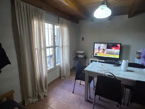 Casa en venta a refaccionar. Barrio El Progreso 