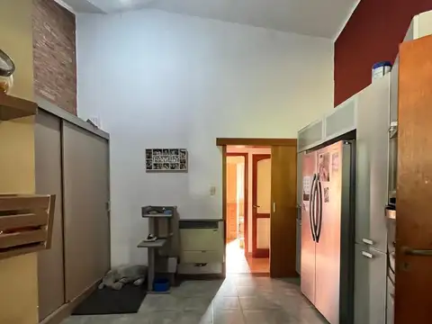 Casa 7 ambientes con 3 baños