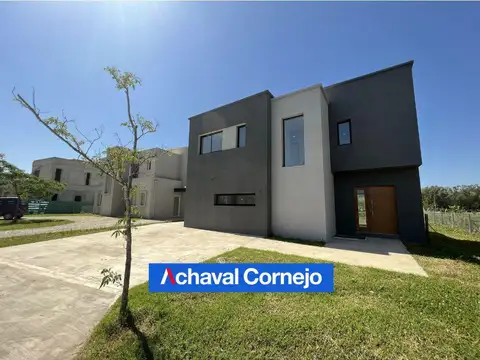VENTA Casa en el barrio Acacias, Puertos (3 dormitorios, galeria con parrila, jardin) - Foto 0