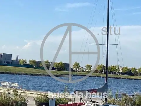 Terreno en Venta de 734,0 m2