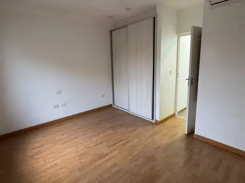 Depto Tipo Casa en Alquiler 2 años