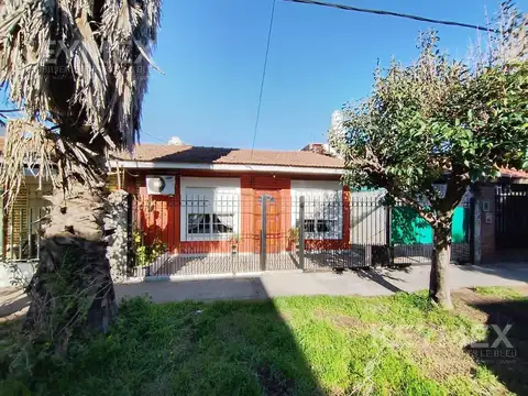 Casa multifamiliar en Villa Celina