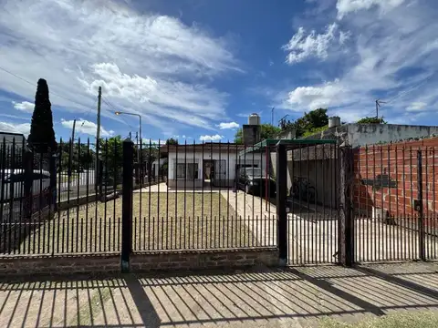 VENTA CASA 3 AMBIENTES EN RAFAEL CASTILLO